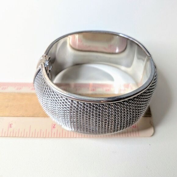 Silver Tone Mesh Hinged Bangle Bracelet 2.5" Diameter - Picture 7 of 8